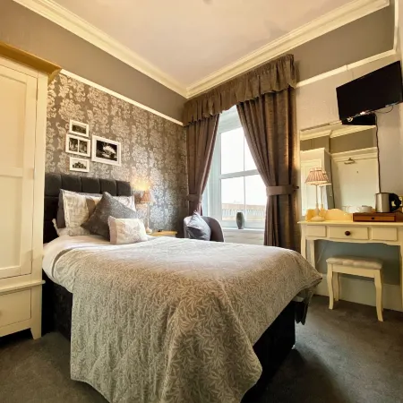 Glendale Guest House