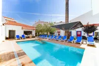 Luxury Palm Suites - Homestays