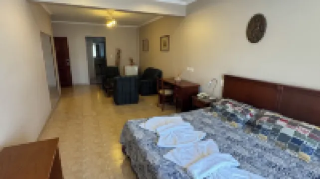 Wilson Hotel โรงแรมในซอลตา