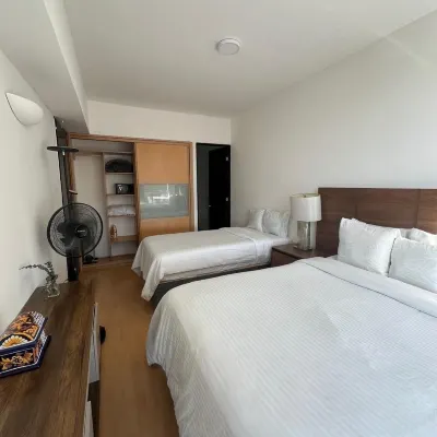 Puerta Alameda Suites México Отели рядом с достопримечательностью «Музей Популярного Искусства»