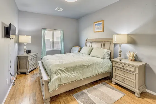 Kingman Getaway w/ Patio Near Route 66!