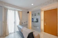 2BR Apartment Connected to Mall at Cinere Bellevue Suites By Travelio
