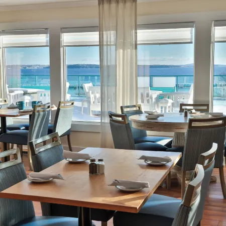 Oak Island Resort & Conference Centre