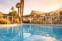 Hotel Les Treize Assiettes - Mont Saint-Michel Bay - 3-Star