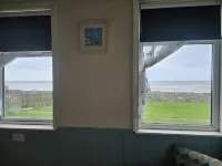 Seaside Holiday Apartments - Meerblick