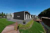 Chalet in Zeeland Near Forest Edge - Boutique