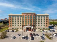 Drury Inn & Suites Fort Myers Airport FGCU - Airport Shuttle