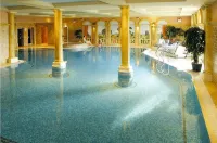 Grosvenor Pulford Hotel & Spa - Pool