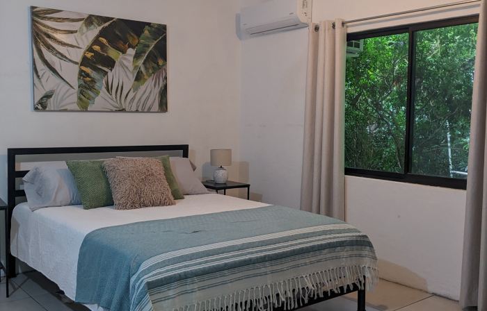 Tranquil Jungle Studio Retreat Near Del Coco Beach