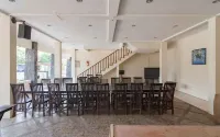 RedDoorz Plus at Hotel Sofia Pangandaran