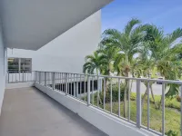 Park Towers Hotels in Golden Glades