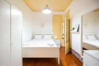 GuestReady - Apto Clássico da Família Portuguesa em Alfama Boémia