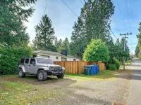 Charming 1-bedroom unit in tranquil Burien with WiFi, AC, private yard Hotels in Burien