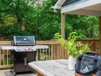 Bluejay Getaway by AvantStay Hotels in Penn Forest Township