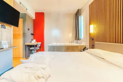 Hotel Leonessa - Bintang 3
