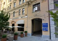 Hotel Emonec