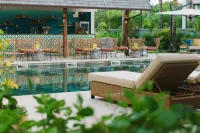 Domaine de Grand Baie - Pools