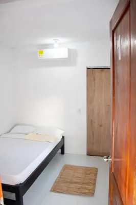 Spacious Coveñas Cabin 4 Bedrooms, close to beach, Pet-Friendly