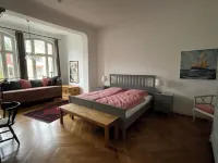 Large Apartment with Sauna in central Buxtehude.NO RENTAL TO FITTERS.