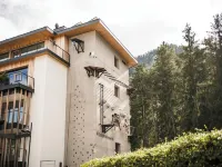 Excelsior Dolomites Life Resort Hotels in Enneberg