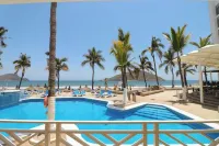 Oceano Palace Beach Hotel - Family