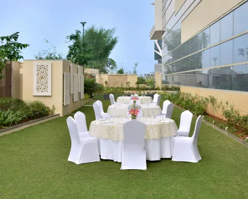 Courtyard by Marriott Kochi Infopark تناول الطعام Photos