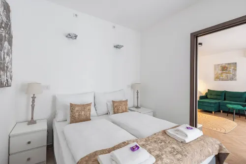 SWU Carrara Apartments - Balkon
