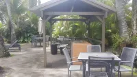 Oasis Inn Apartments