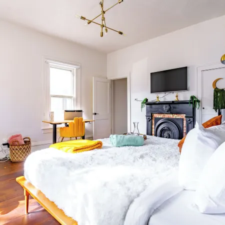 Jungle House Luxury Stays - Downtown Chillicothe