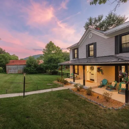 Afton Farmhouse