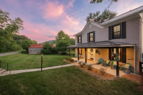 Afton Farmhouse