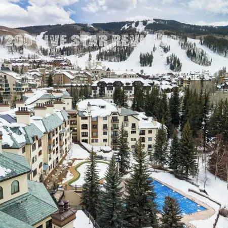 Ski in/Out+Luxury over 200+5 Star Reviews Mtn View 2 Bdr/2BA 2 Pools 3 Htubs A/C