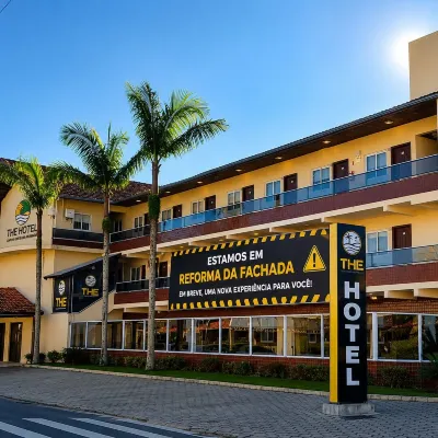 Tropicanas Hotel e Eventos Hotels near Canasvieiras