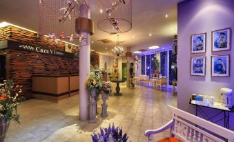 Caza V1 Serviced Apartment