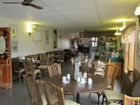 Kluane Park Inn - breakfast