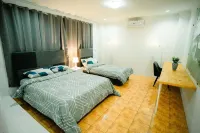 Penthouse 6500 Hotel - 4-Star