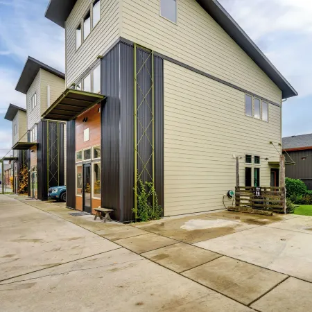 3 Blocks to Dtwn! Cozy Sedro-woolley Retreat!