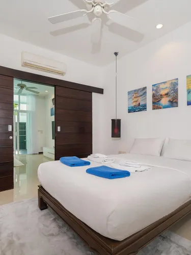 รูปภาพของPrivate villa at Oxygen Bangtao -pool, garden, BBQ