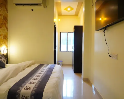 Hotel The Sangha Residency Các khách sạn gần Công viên Sarnath