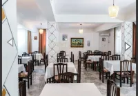 KURTI Hotel - breakfast