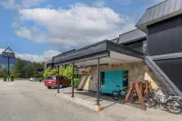 Stoke Hotel SureStay Collection by Best Western - 3-Star