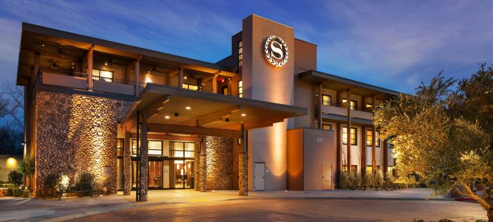 Sheraton Redding Hotel at the Sundial Bridge Hotels in Redding