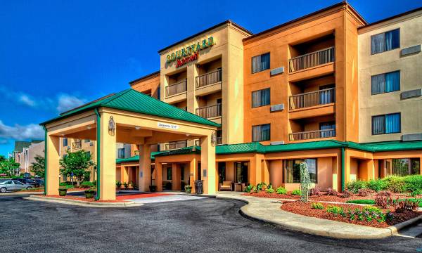 Courtyard Burlington