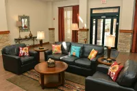 Hampton Inn & Suites Springfield - 2-Star