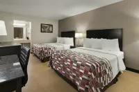 Red Roof Inn & Suites Cave City - Motels