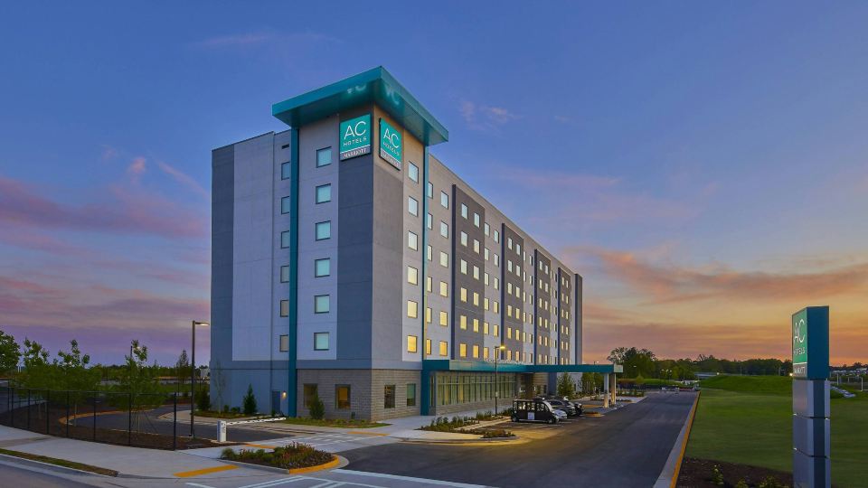 AC Hotel Atlanta Airport Gateway
