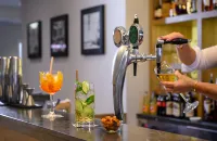 Leonardo Hotel Lago di Garda - Wellness and Spa - بار