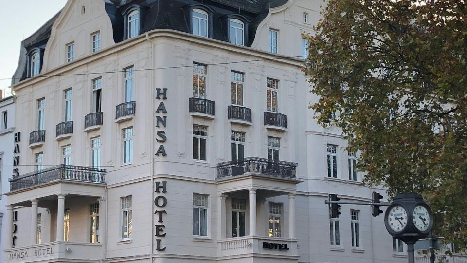 Star-Apart Hansa Hotel