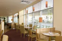 Premier Inn Reading Central - فطور