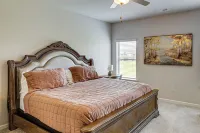 Screened Porch: Newly Built Townhome in Madison -  Apartamentos vacacionales